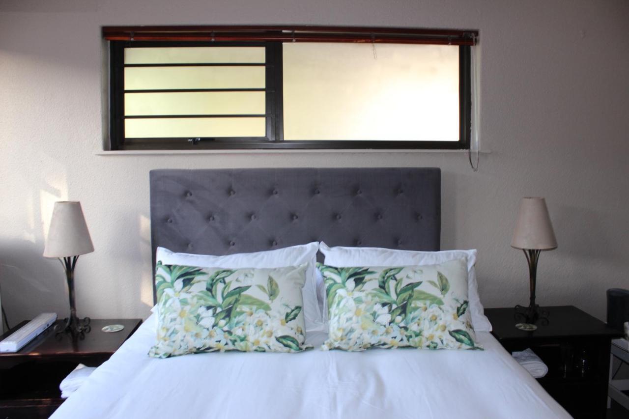 Amru Guesthouse B&B براكينفيل المظهر الخارجي الصورة